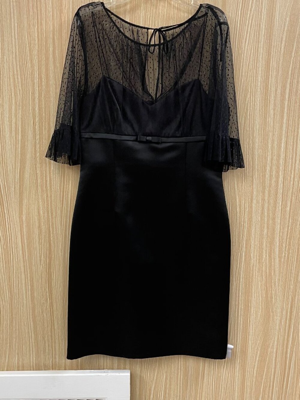 Tahari Black Dress Size 8 Petite